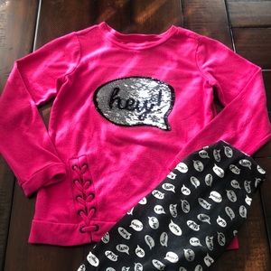 Adorable!!! HEY LOVE!  Flip sequins outfit